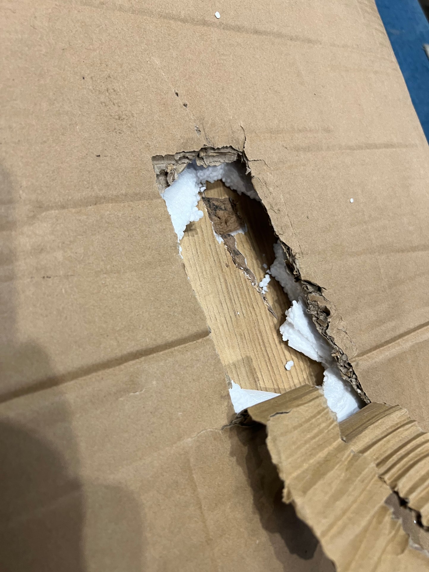 Lot of 10 x Dusk furniture items grade-BER Spares or repair RRP £1776.00