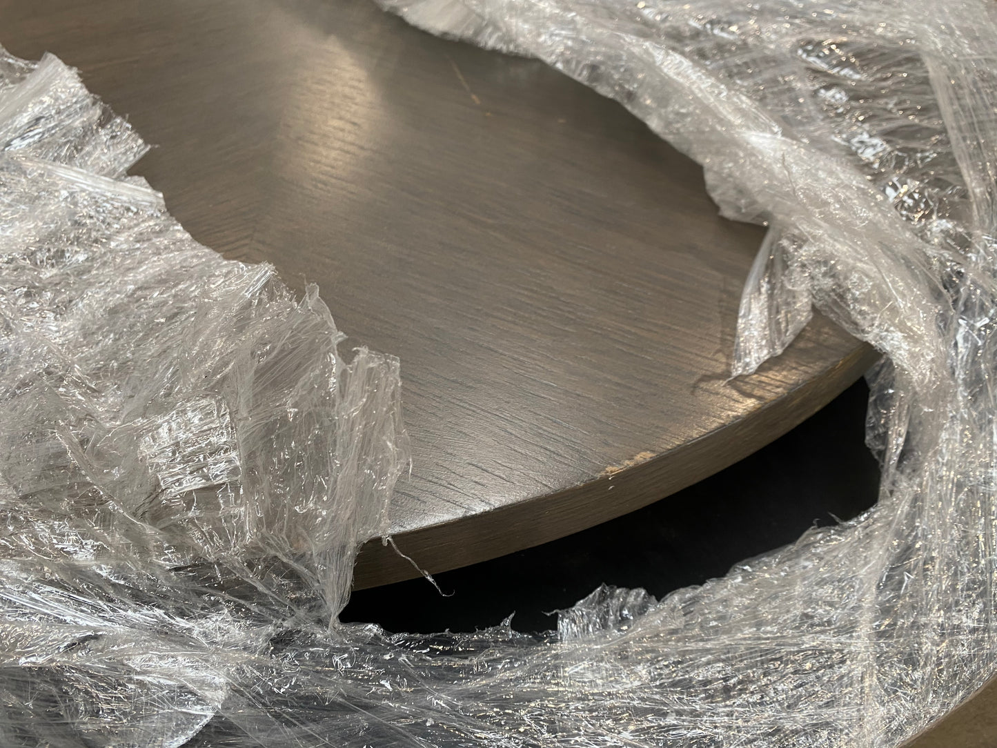 Lot of 2 x Oka Items for Spares or Repair (ref OKA-GOL-A-12246) Total RRP £3800