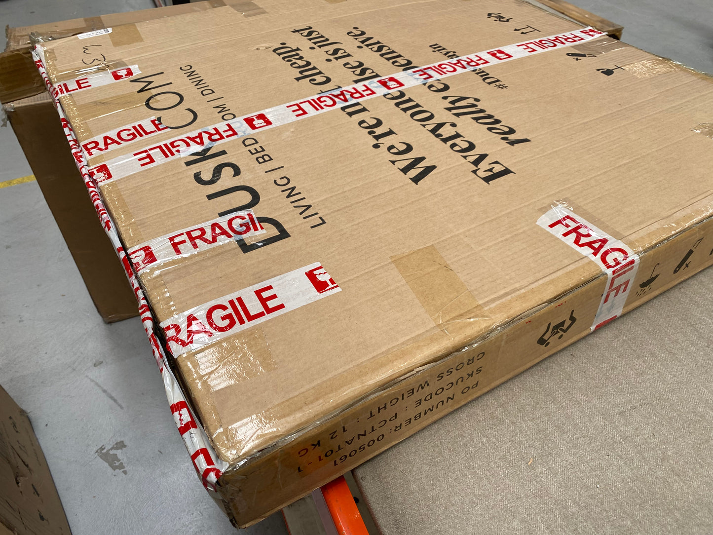 Lot of 4 x Dusk Furniture Items for Spares or Repair (ref DUS-APM-A-12384) Total RRP £1456