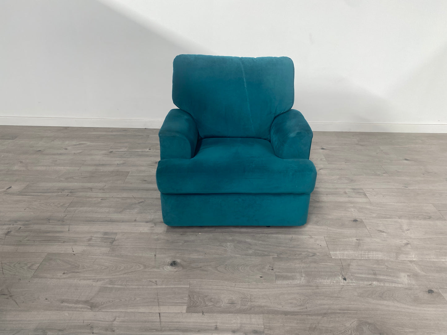 Lot of 3 x M&S Items for Spares or Repair (ref MAS-APM-A-12877) Total RRP £2008