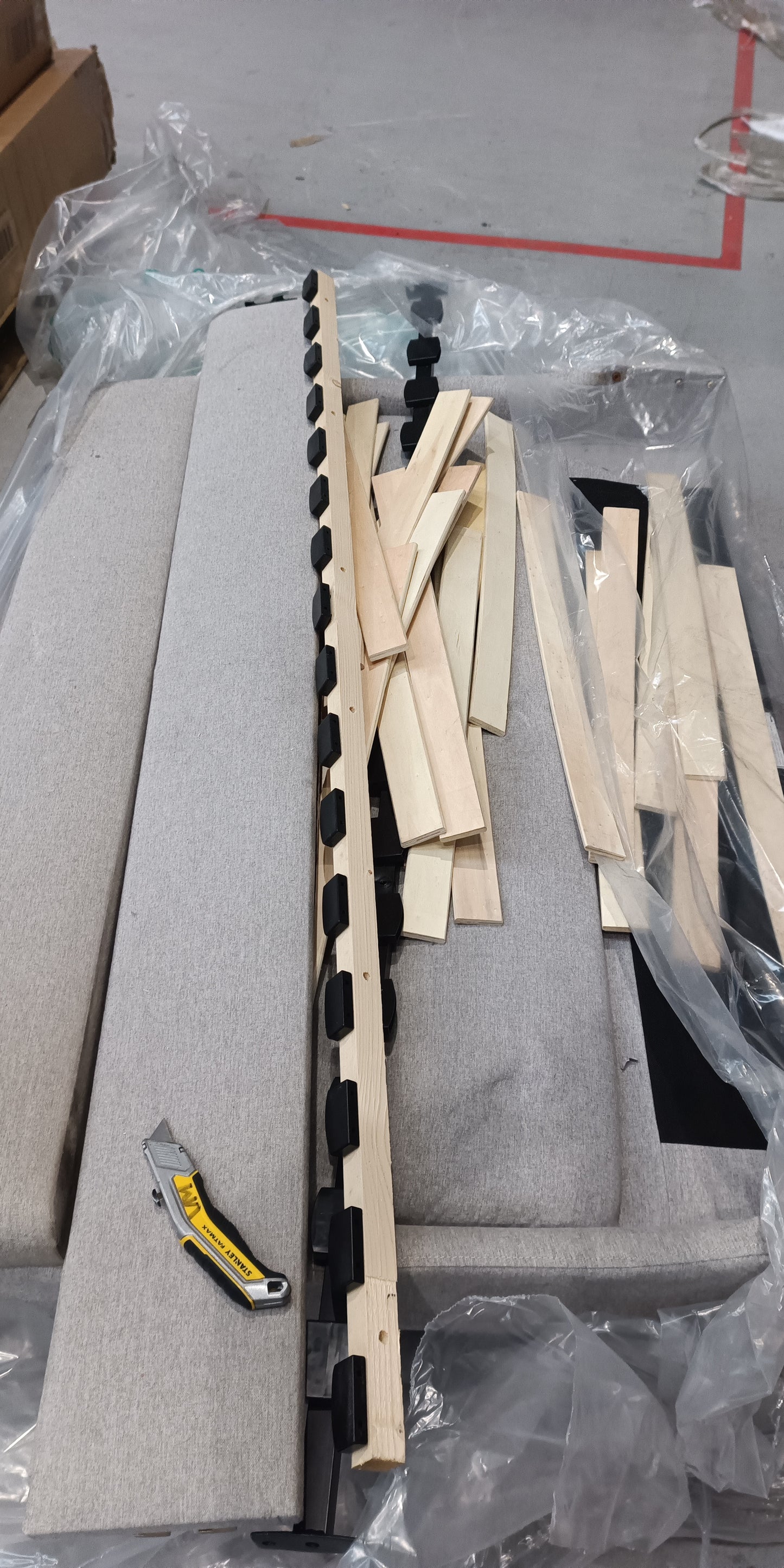 Lot of 2 x M&S Sofa Beds for Spares or Repair (ref MAS-APM-A-11702) Total RRP £998