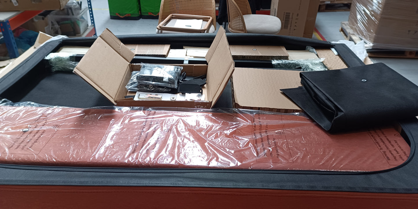 Lot of 5 x Dusk Items inc Beds for Spares or Repair (ref DUS-APM-A-12327) Total RRP £2735