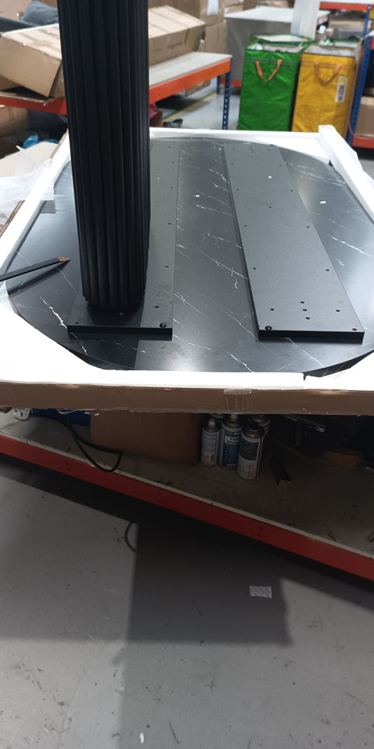 Lot of 2 x Dusk Items for Spares or Repair (ref DUS-APM-A-12626) Total RRP £1728