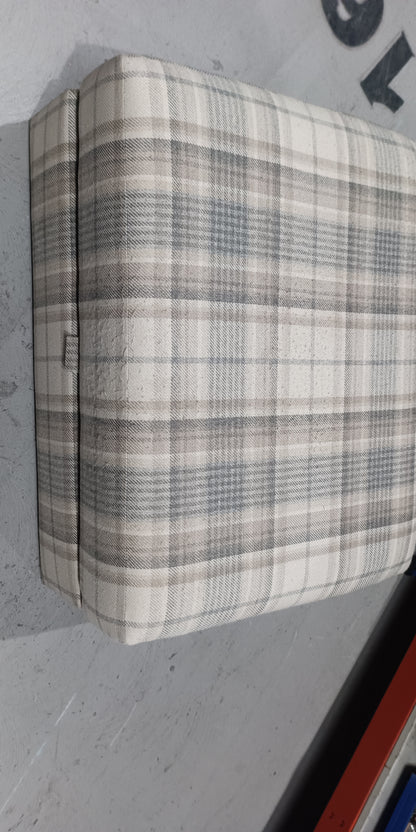 Lot of 3 x M&S Items for Spares or Repair (ref MAS-APM-A-12877) Total RRP £2008