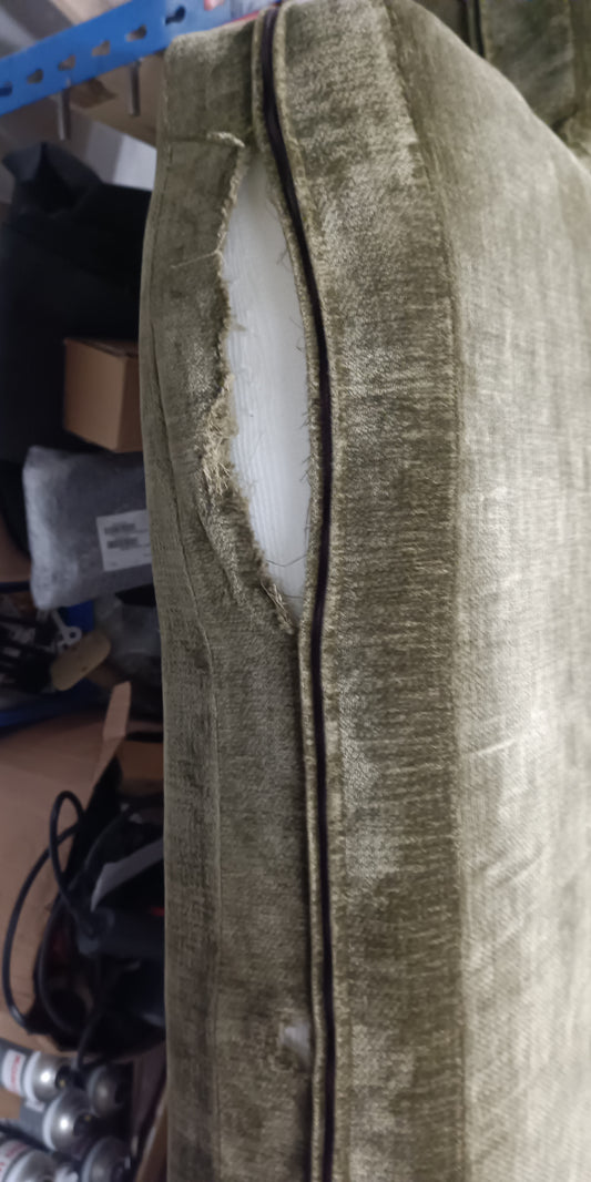 Lot of 2 x M&S Items inc Upholstery for Spares or Repair (ref MAS-APM-A-12876) Total RRP £2598