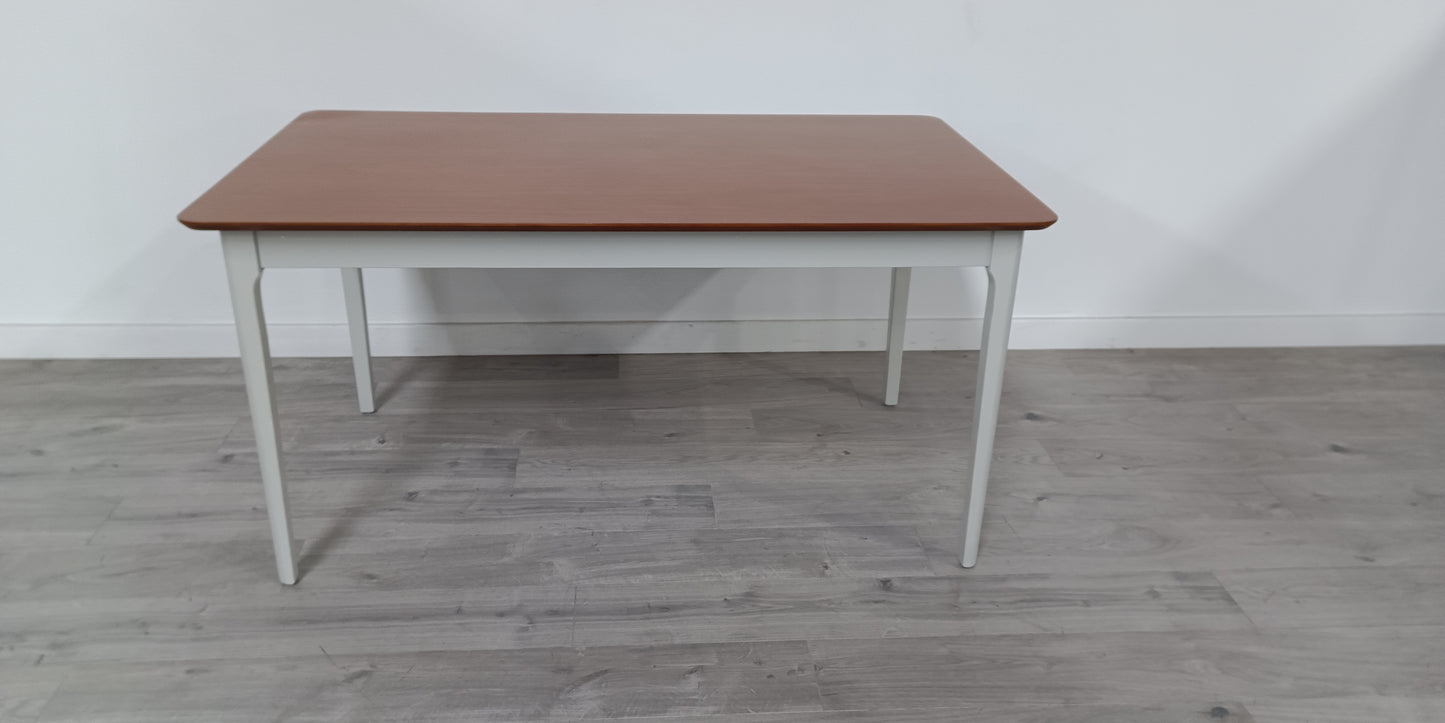 DUS-CC2-01402 Grade-C1 Dusk Anya 4-6 Seater Dining Table - Pine Wood RRP £164.00