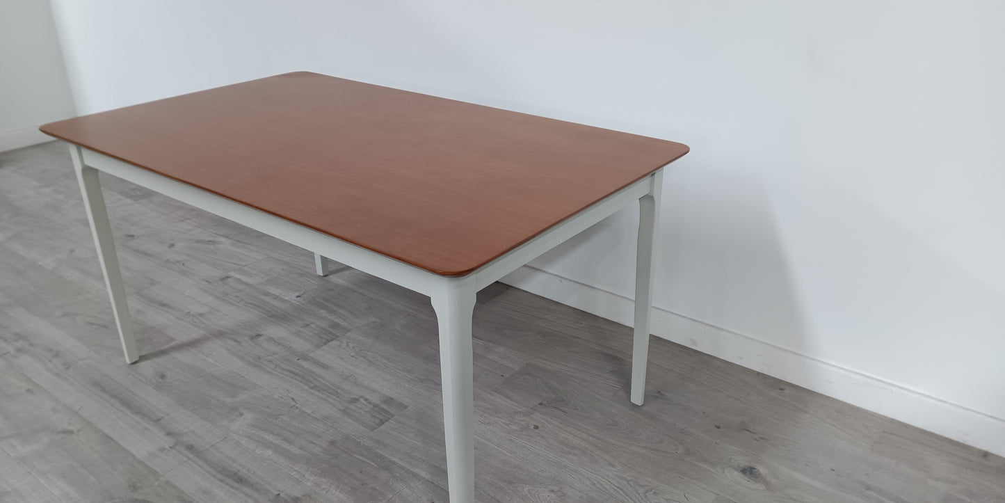 DUS-CC2-01402 Grade-C1 Dusk Anya 4-6 Seater Dining Table - Pine Wood RRP £164.00