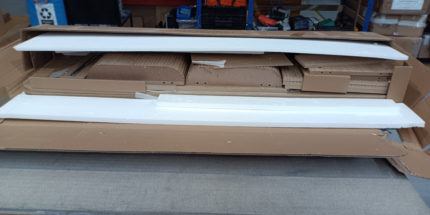 Lot of 8 x Dusk Furniture Items for Spares or Repair (ref DUS-APM-A-12878) Total RRP £1890