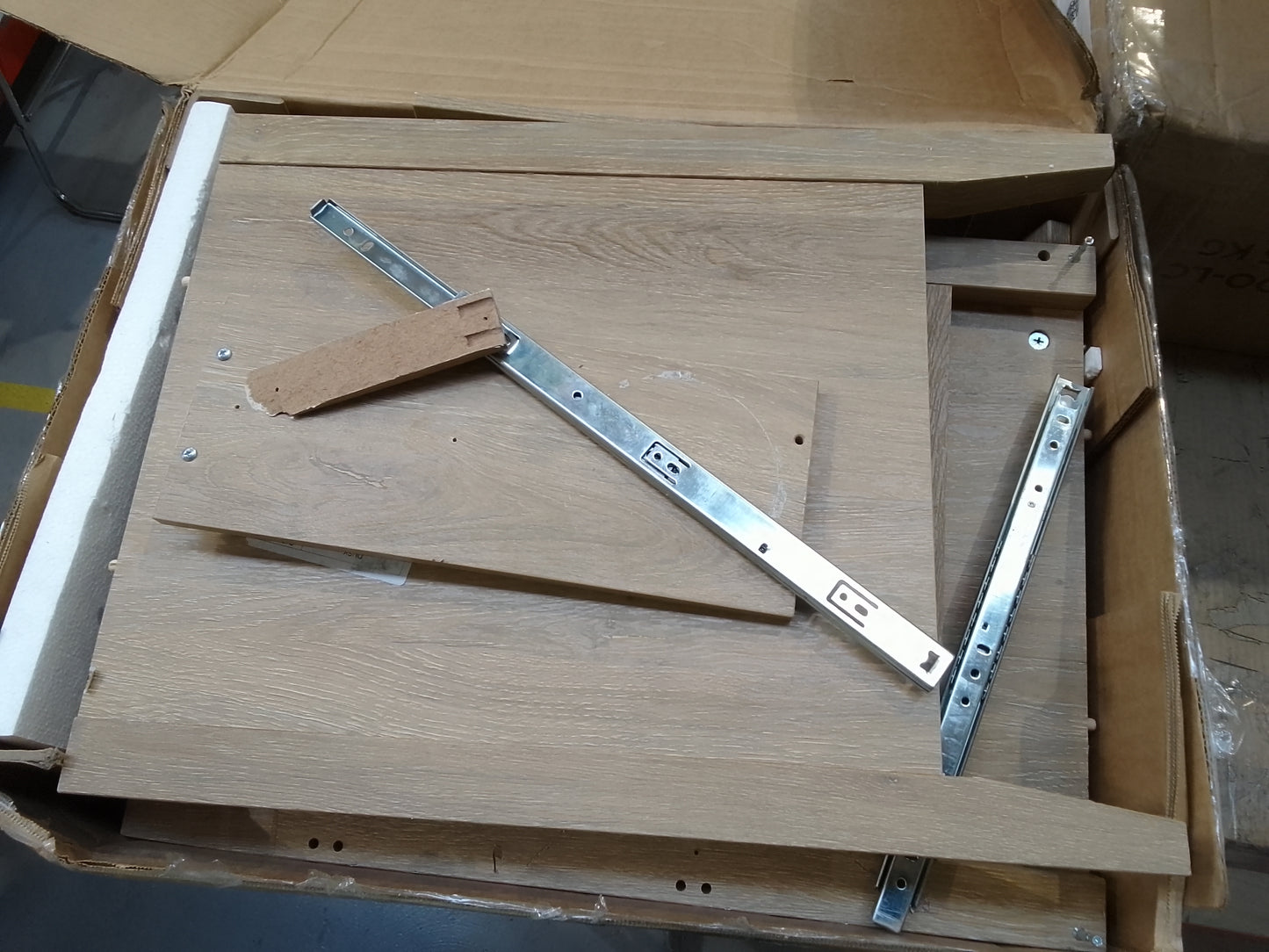 Lot of 15 x Dusk Items for Spares or Repair (ref DUS-APM-A-13629) Total RRP £1465