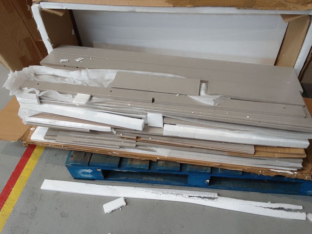 Lot of 7 x Dusk items grade-BER Spares or repair RRP £1279.00