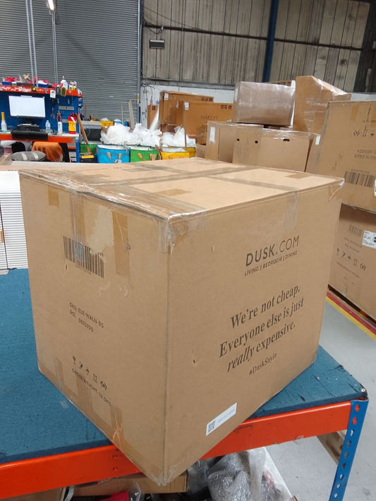 Lot of 5 x Dusk items grade-BER Spares or repair RRP £892.00