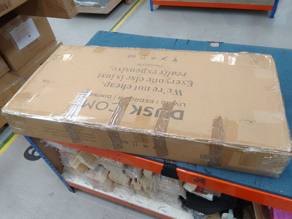 Lot of 6 x Dusk items grade-BER Spares or repair RRP £1221.00