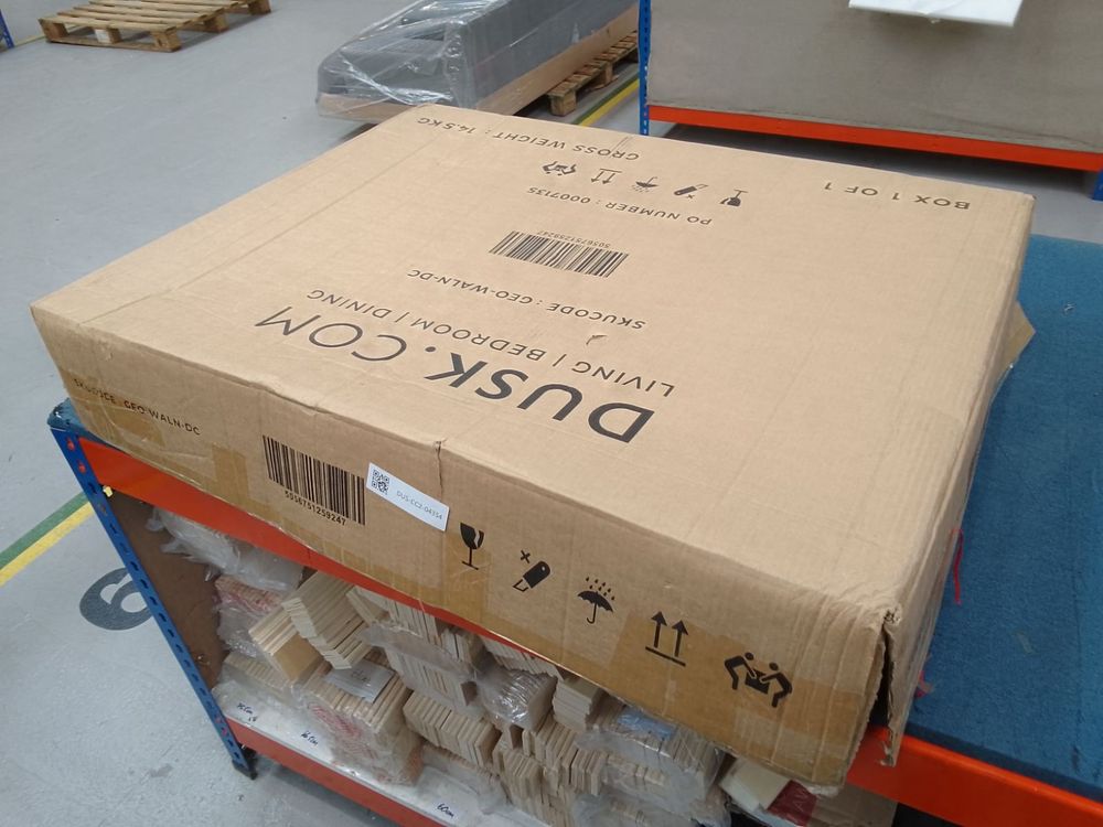 Lot of 7 x Dusk items grade-BER Spares or repair RRP £1168.00