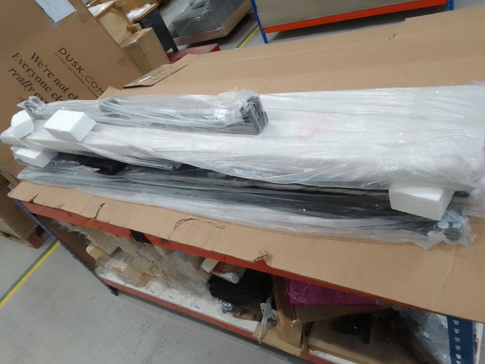 Lot of 5 x Dusk items grade-BER Spares or repair RRP £1597.00
