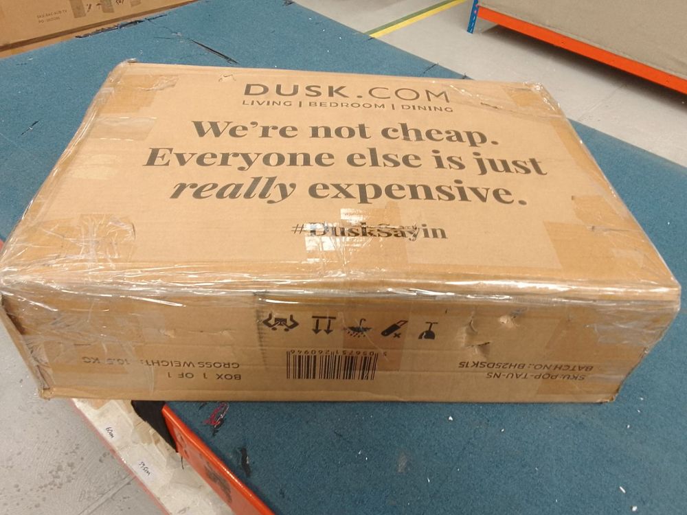 Lot of 9 x Dusk items grade-BER Spares or repair RRP £1397.00