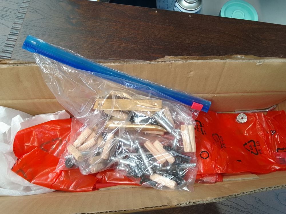 Lot of 9 x Dusk items grade-BER Spares or repair RRP £1397.00