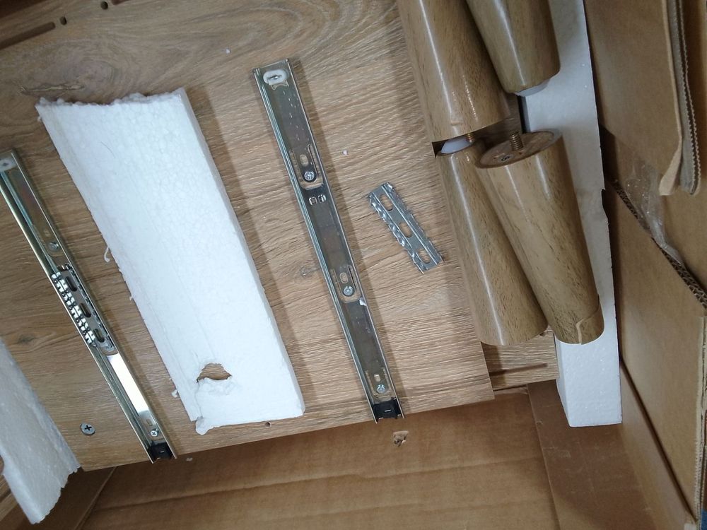 Lot of 7 x Dusk Furniture items Grade-BER Spares or repair RRP £1744.00