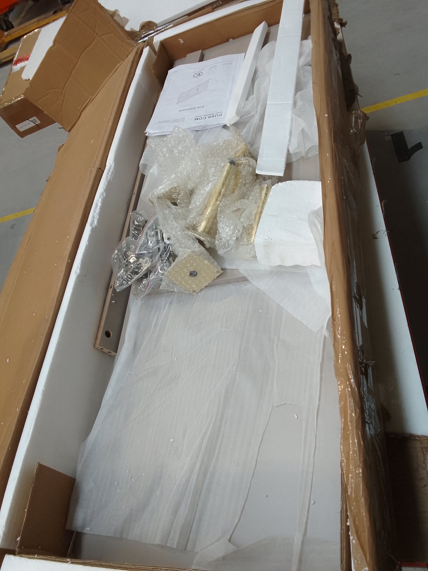 Lot of 11 x Dusk items grade-BER Spares or repair RRP £1848.00