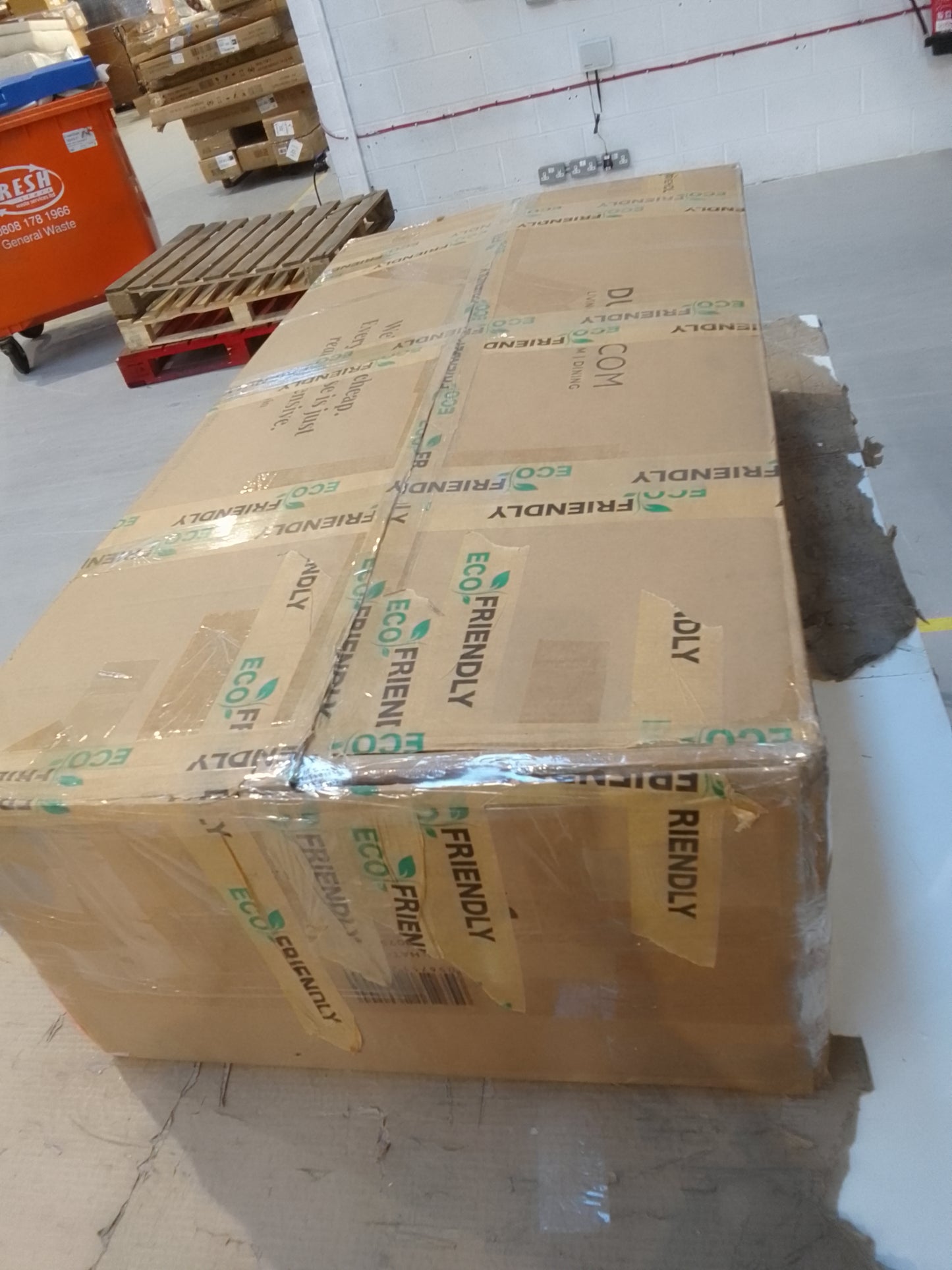 Lot of 11 x Dusk items grade-BER Spares or repair RRP £1848.00