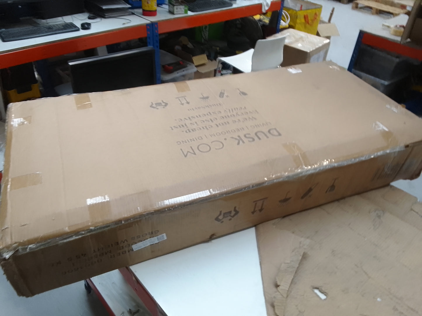 Lot of 11 x Dusk items grade-BER Spares or repair RRP £1848.00