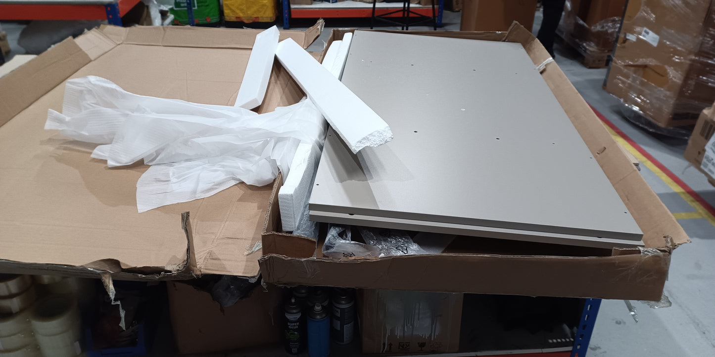 Lot of 4 x Dusk mixed furniture items grade-BER Spares or repair RRP £822.00