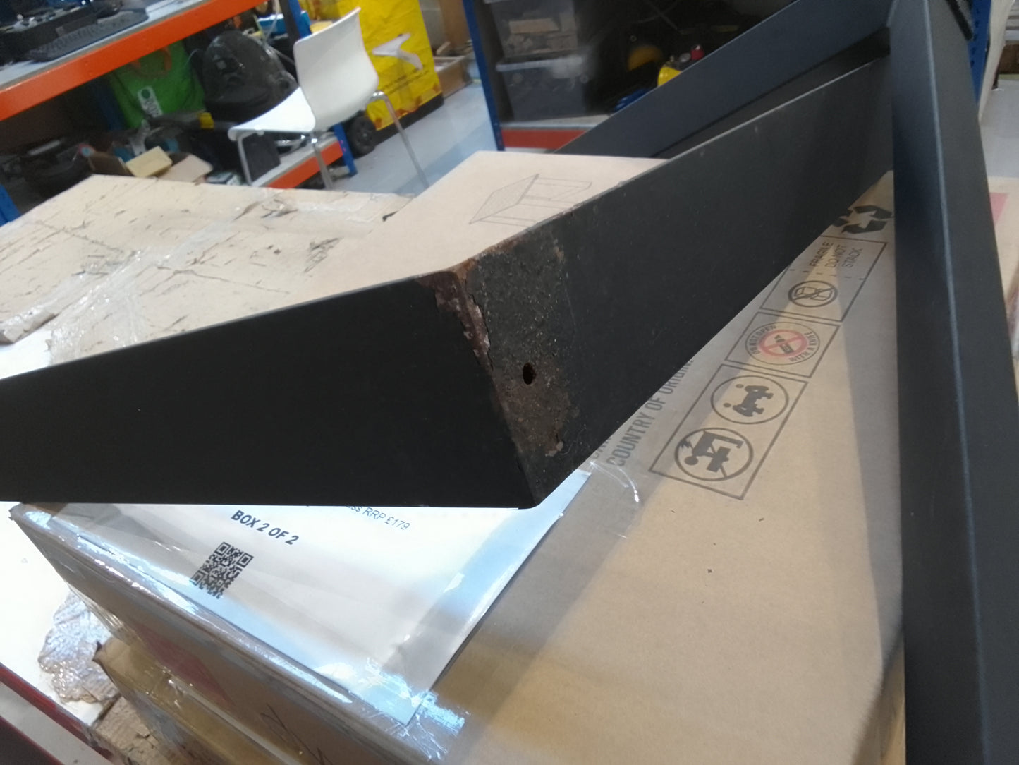 DFS-HO2-05926 Grade-BER DFS Teno Marble Ceramic 4 Seater Dining Table Teno White White RRP £249