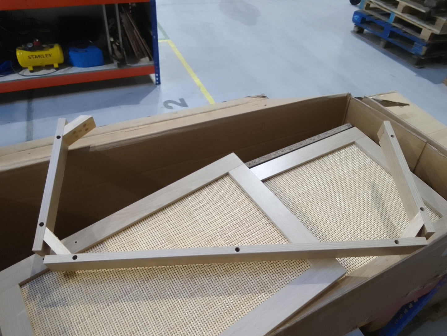 Lot of 5 x Dusk items grade-BER Spares or repair RRP £881.00