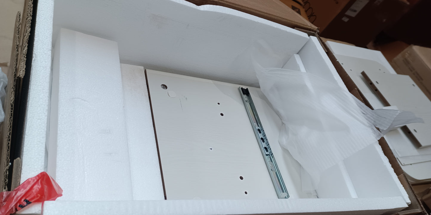 Lot of 7 x Dusk items grade-BER Spares or repair RRP £1447.00