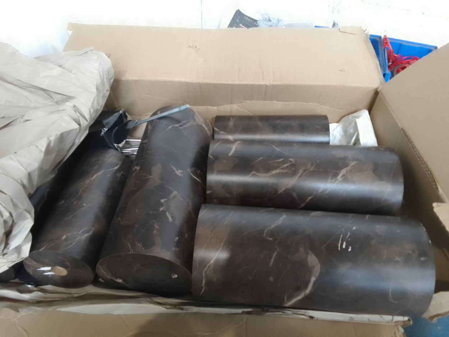 Lot of 8 x Dusk items grade-BER Spares or repair RRP £1633.00