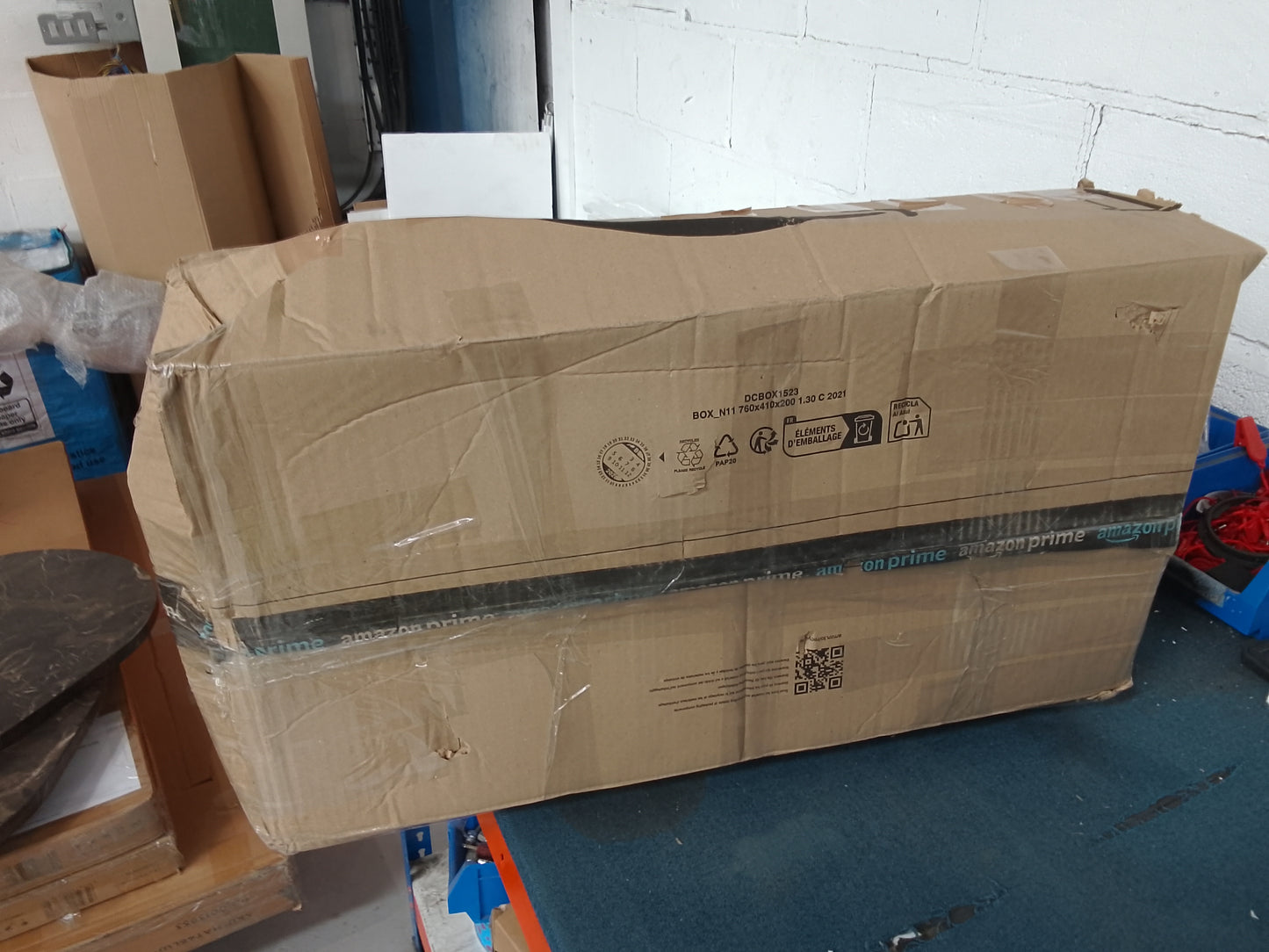 Lot of 8 x Dusk items grade-BER Spares or repair RRP £1633.00