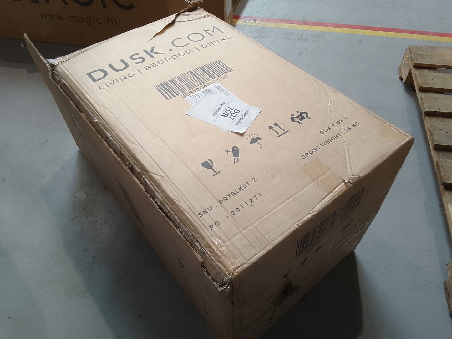 Lot of 8 x Dusk items grade-BER Spares or repair RRP £1633.00