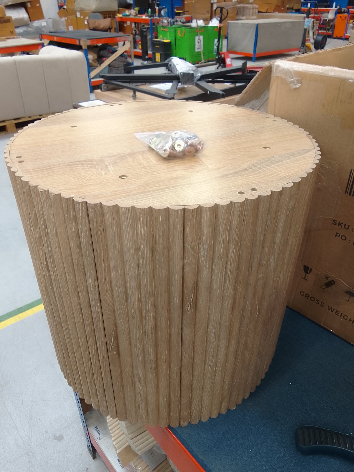 DUS-CC2-03365 Grade-B Dusk Hattie Round Pedestal Coffee Table - Light Wood RRP £189.00