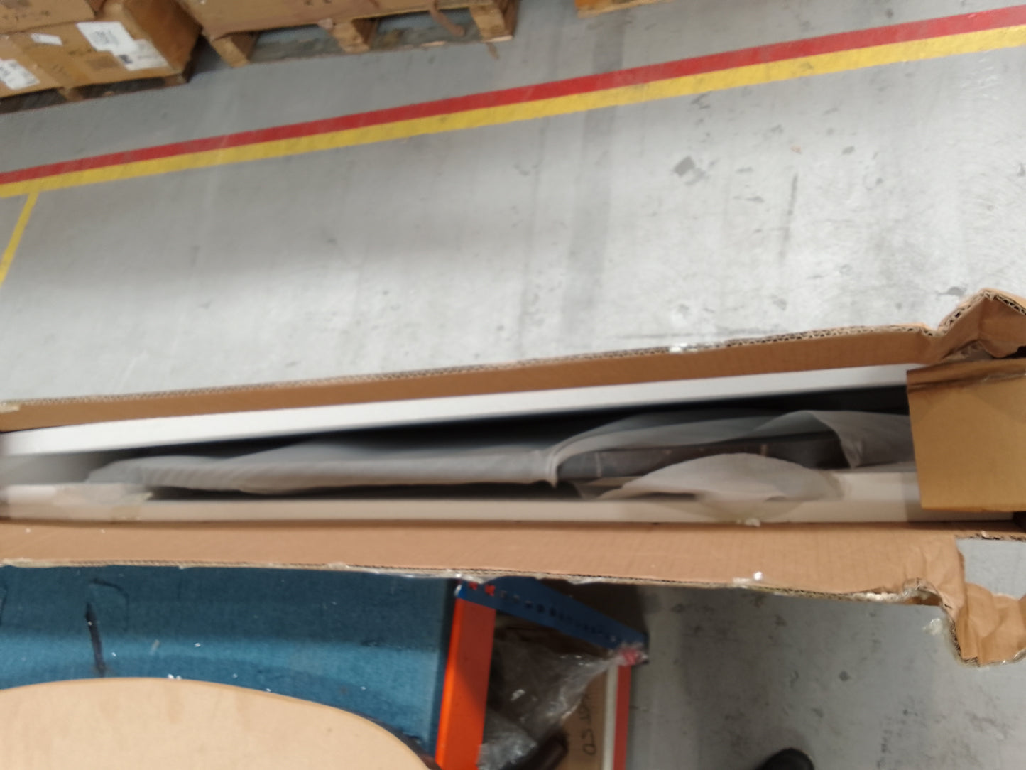 Lot of 5 x Dusk items grade-BER Spares or repair RRP £950.00