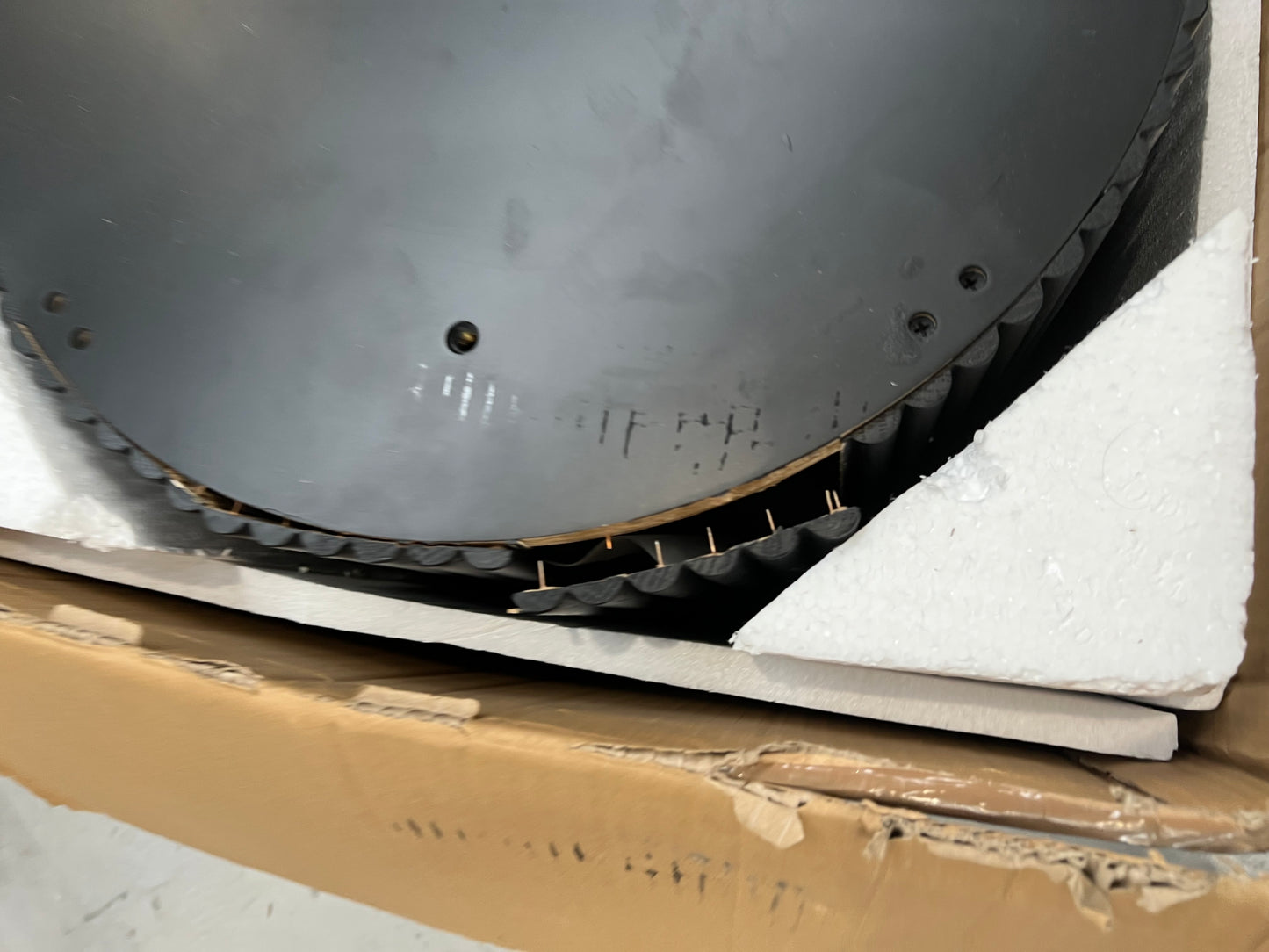 Lot of 5 x Dusk items grade-BER Spares or repair RRP £1817.00