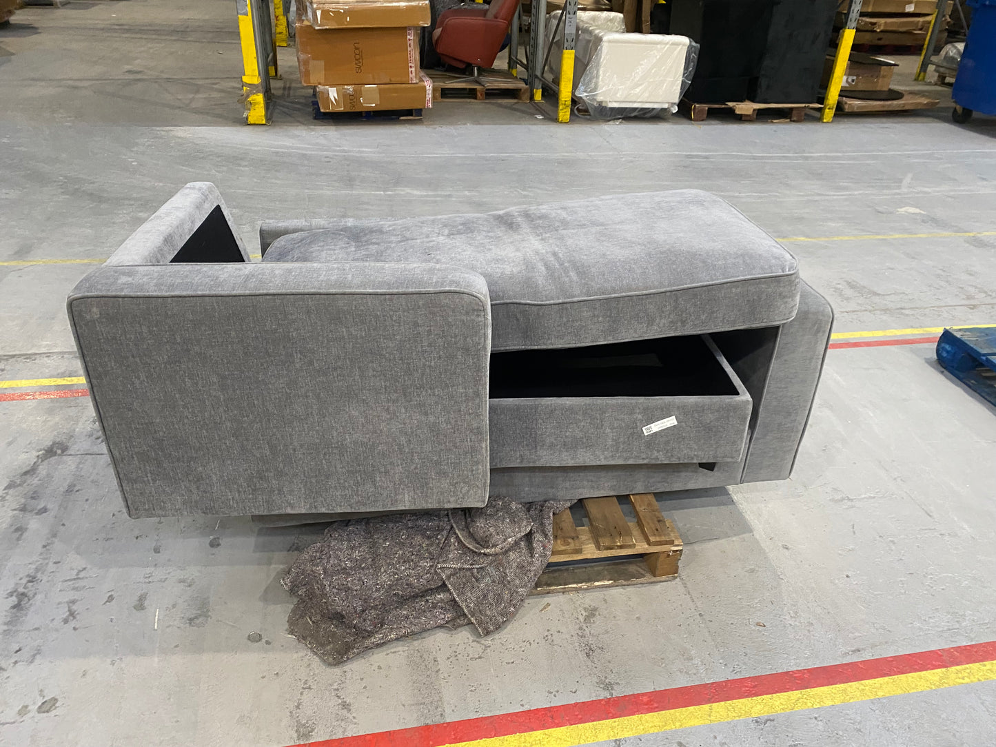 DUS-GOL-09102 Grade-BER Dusk Soho Left Hand Storage Chaise Sofa - Grey RRP £859