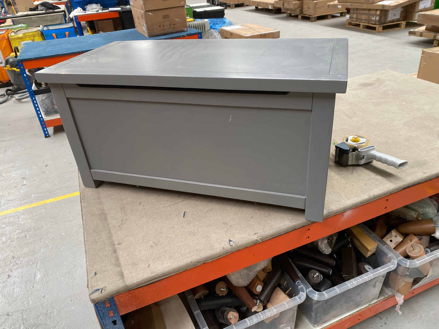 ROS-OUT-00127 Grade-C3 Roseland Furniture Cornish Blanket Box in Grey RRP £169.95