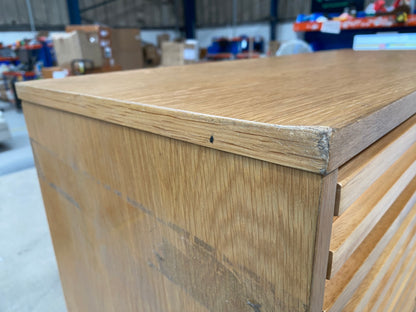 ROS-OUT-00420 Grade-C3 Roseland Furniture Kari Light Oak Small Sideboard RRP £349.95