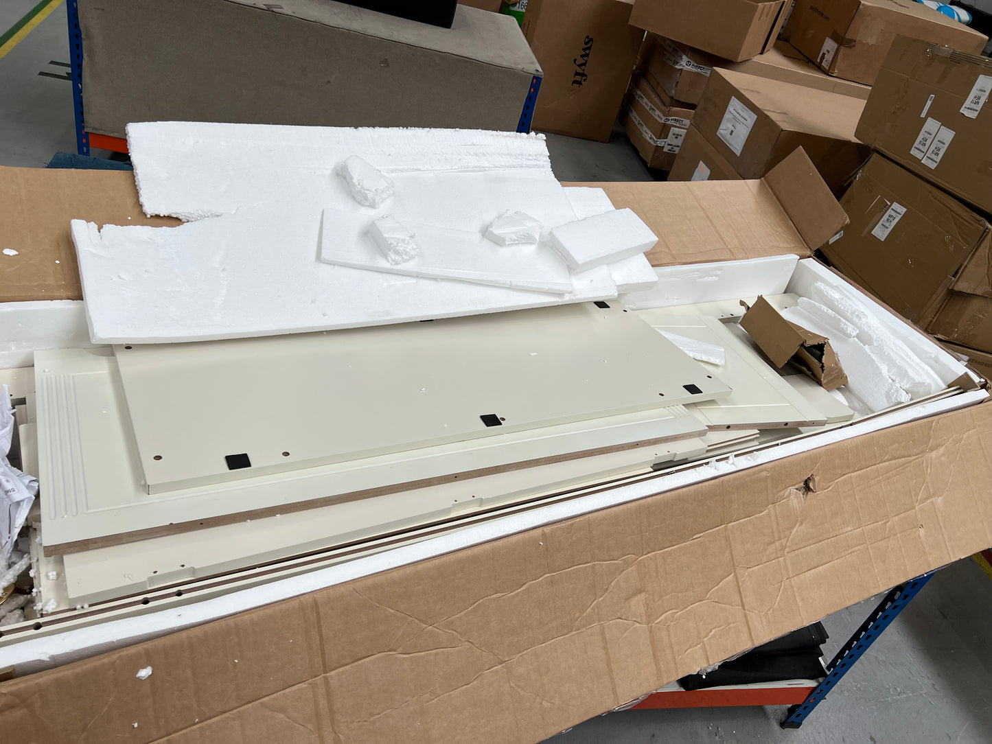 Lot of 15 x Dusk Furniture Items for Spares or Repair (ref DUS-APM-A-12938) Total RRP £2257.99