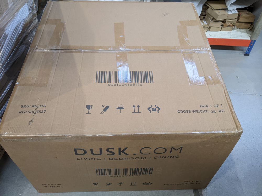 Lot of 8 x Dusk Items inc Upholstery for Spares or Repair (ref DUS-APM-A-12810) Total RRP £948