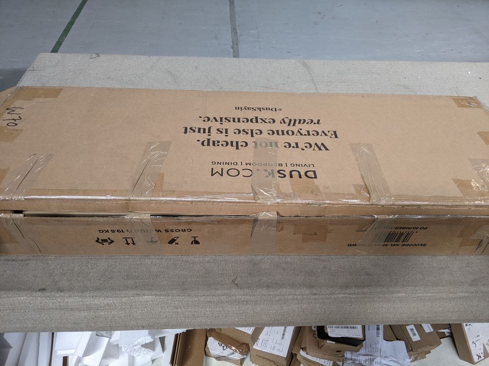 Lot of 16 x Dusk Items for Spares or Repair (ref DUS-APM-A-12628) Total RRP £1766