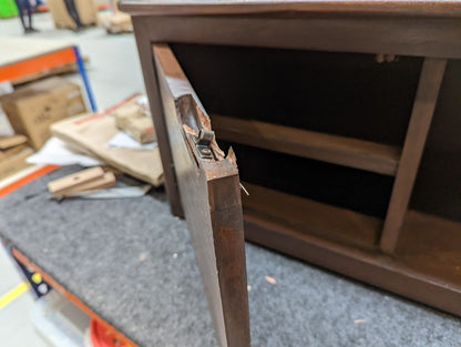 Lot of 2 x Fishe & Lilly items grade-BER Spares or repair RRP £809.98