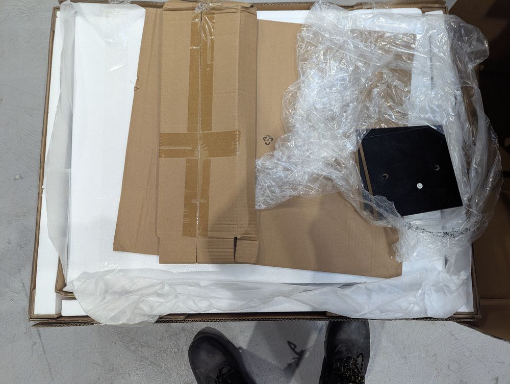 Lot of 9 x Dusk Items for Spares or Repair (ref DUS-APM-A-13593) Total RRP £3102