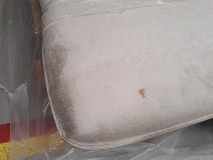 Lot of 4 x Dusk Items inc Beds for Spares or Repair (ref DUS-APM-A-12624) Total RRP £2146