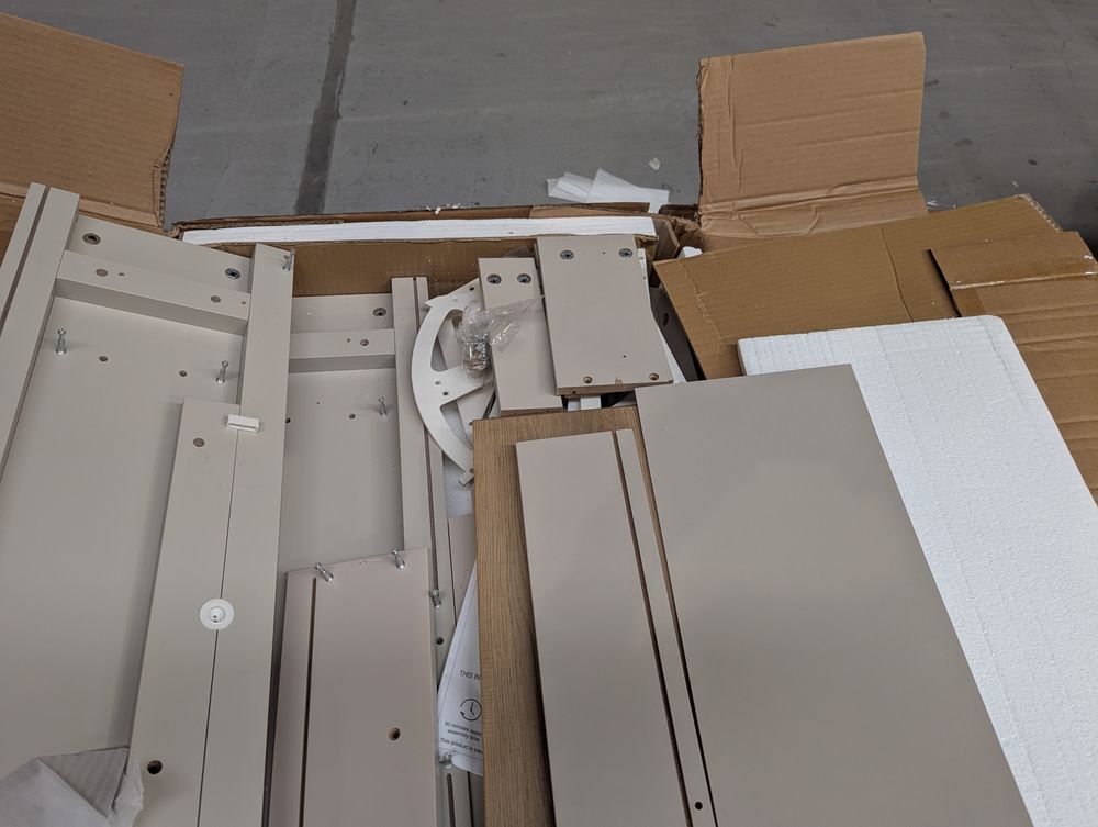 Lot of 10 x Dusk items grade-DOA Spares or repair RRP £1434.00