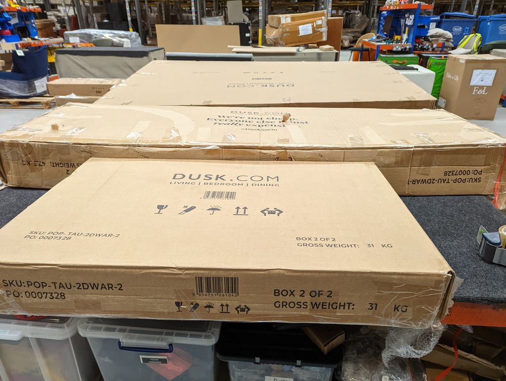 Lot of 5 x Dusk items grade-BER Spares or repair RRP £1324.00