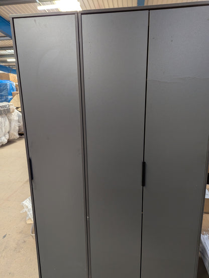 Lot of 2 x DFS furniture items grade-DOA Spares or repair RRP £1648.00