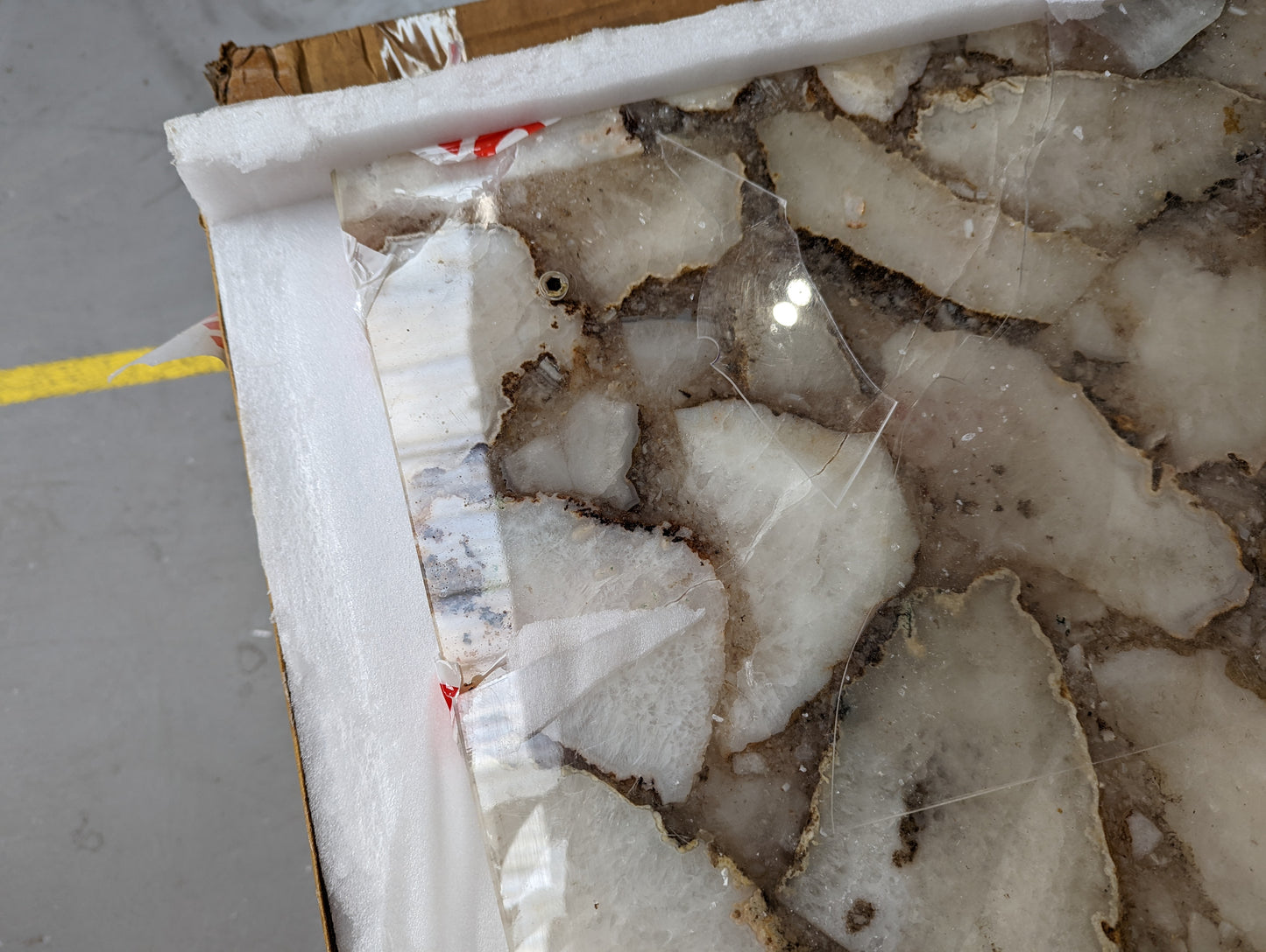 TRA-NEW-00073 Grade-BER-DOA Pearl Agate Coffee Table in Pearl Small RRP £680