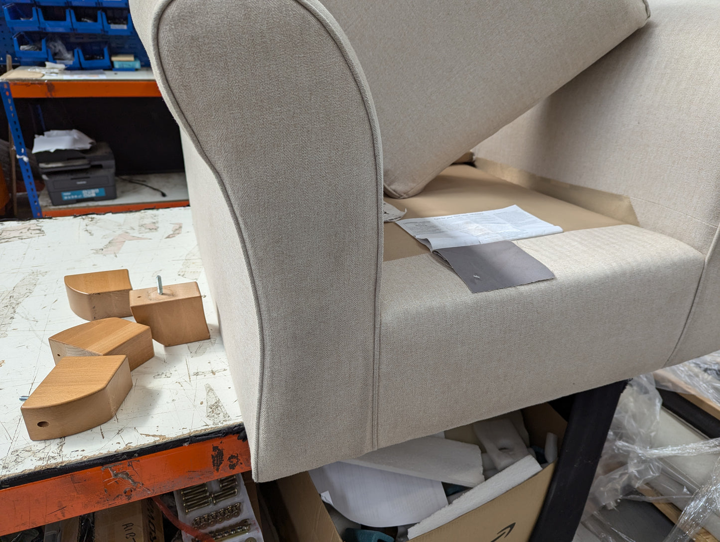 Lot of 3 x M&S Items for Spares or Repair (ref MAS-APM-A-11572) Total RRP £3397