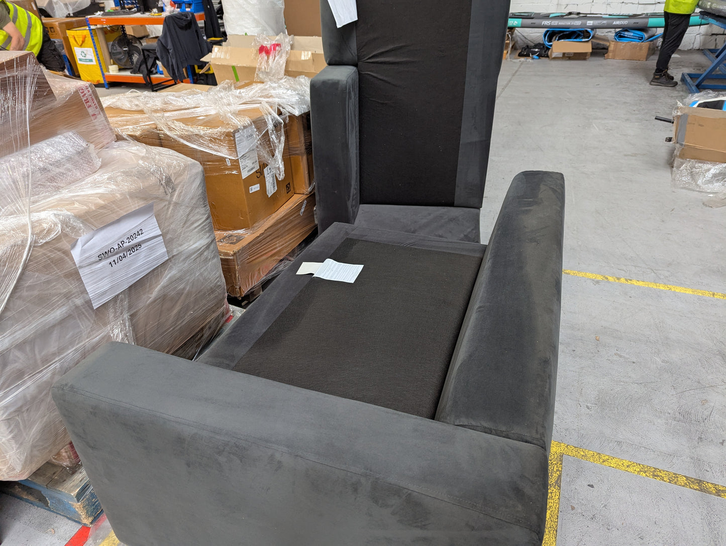 Lot of 2 x Swoon Sofa Sections for Spares or Repair (ref SWO-AP-A-11643) Total RRP £5368