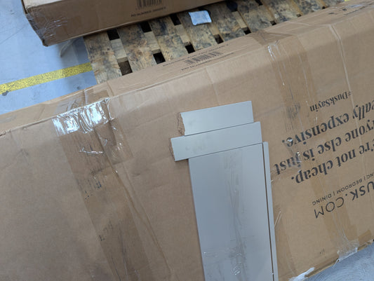Lot of 5 x Dusk Mixed Furniture Items for Spares or Repair (ref DUS-APM-A-11770) Total RRP £1360